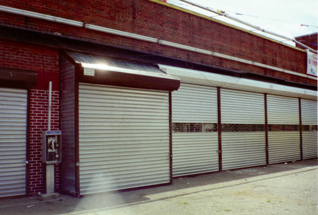 Find Solid Coiling Roll Down Gates Fabricator and Installer NY