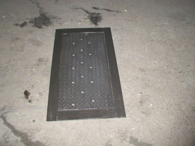 Diamond plate steel ventilated fixed sidewalk door frame