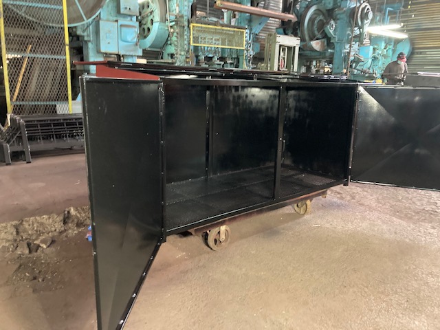 trashmaster inner tube structure with heavy duty steel plate doors and walls