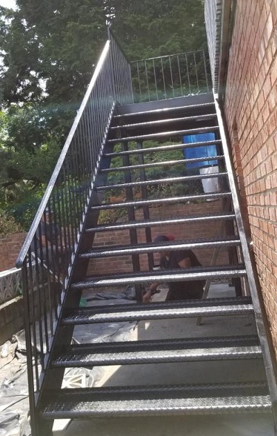 diamond plate staircase welded