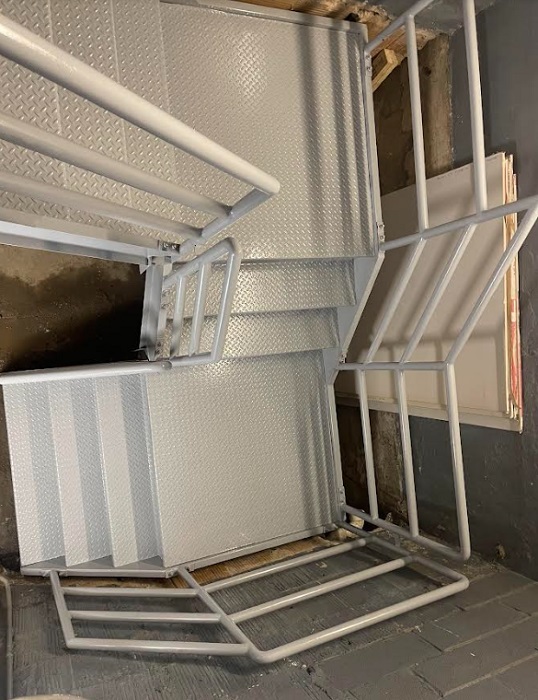 Indoor steel commercial fireproof stairs, factory, Queens