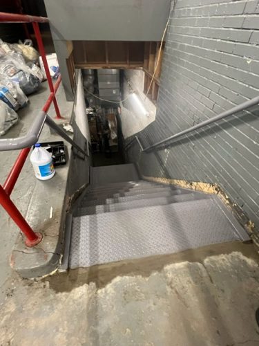 double-long-stairs-with-2-landings-1