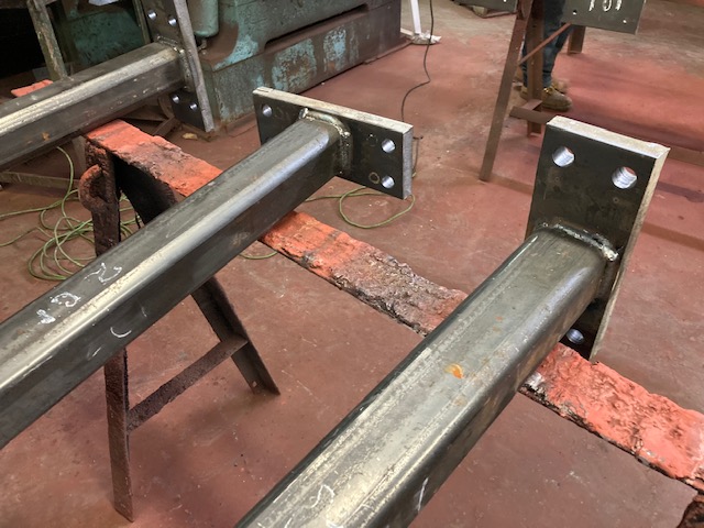 tube metal support